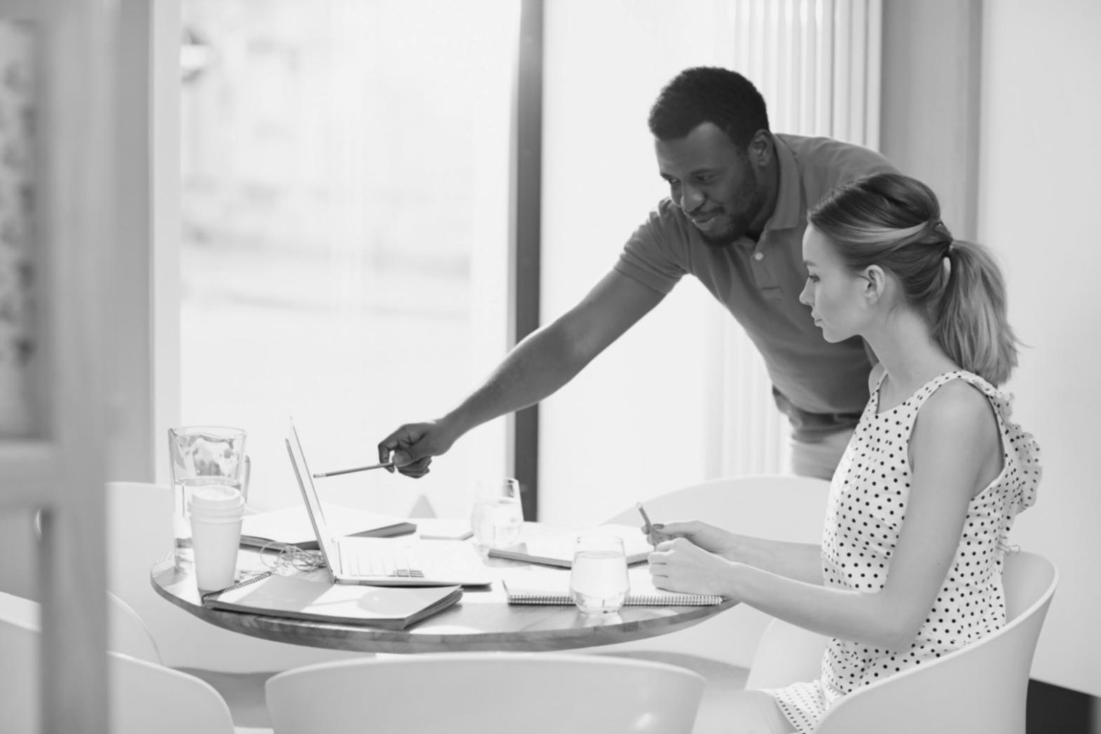 Praxisnahe Schulungen in Finanzanalyse